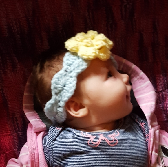 2 pc.Barefoot Sandals & Headband Set - Picture 5 of 10